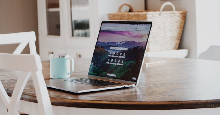 découvrez tout ce que google a à offrir : moteur de recherche performant, services innovants comme google drive, google maps et bien plus encore. explorez les outils qui facilitent votre quotidien et optimisent votre expérience en ligne.