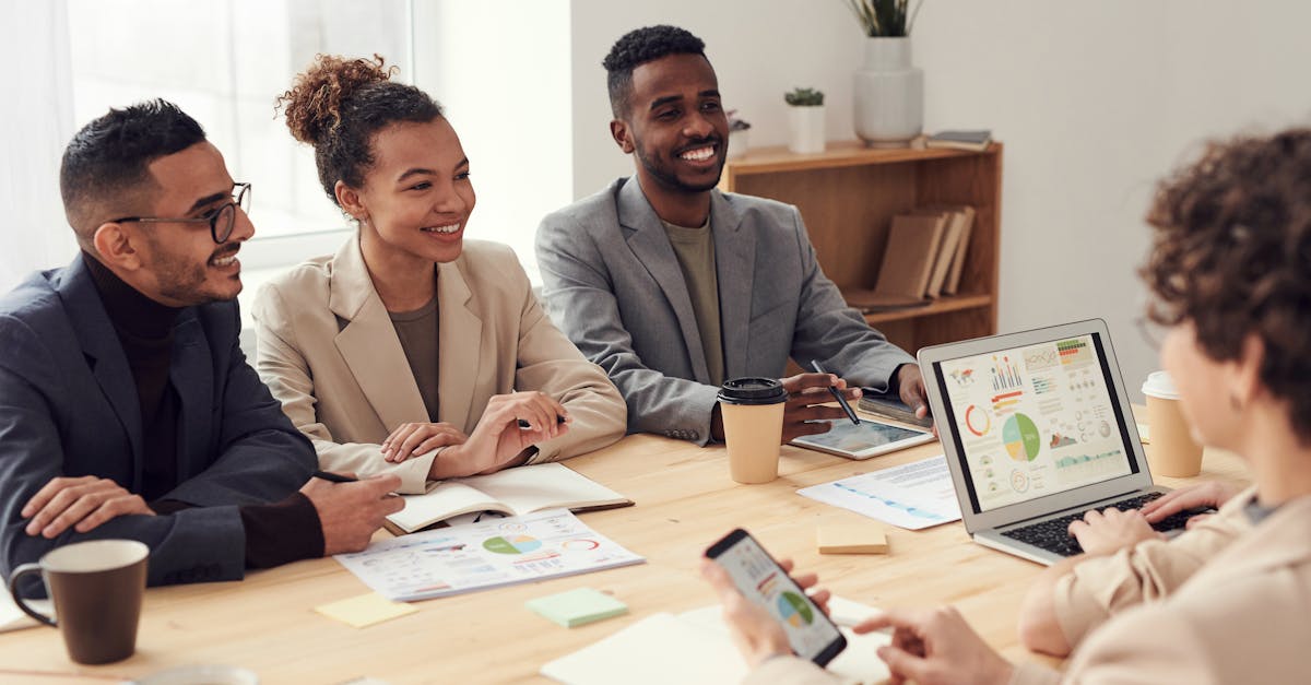 découvrez l'importance des partenariats dans le monde des affaires. apprenez comment établir des collaborations fructueuses, renforcer votre réseau et maximiser vos opportunités de croissance grâce à des alliances stratégiques.