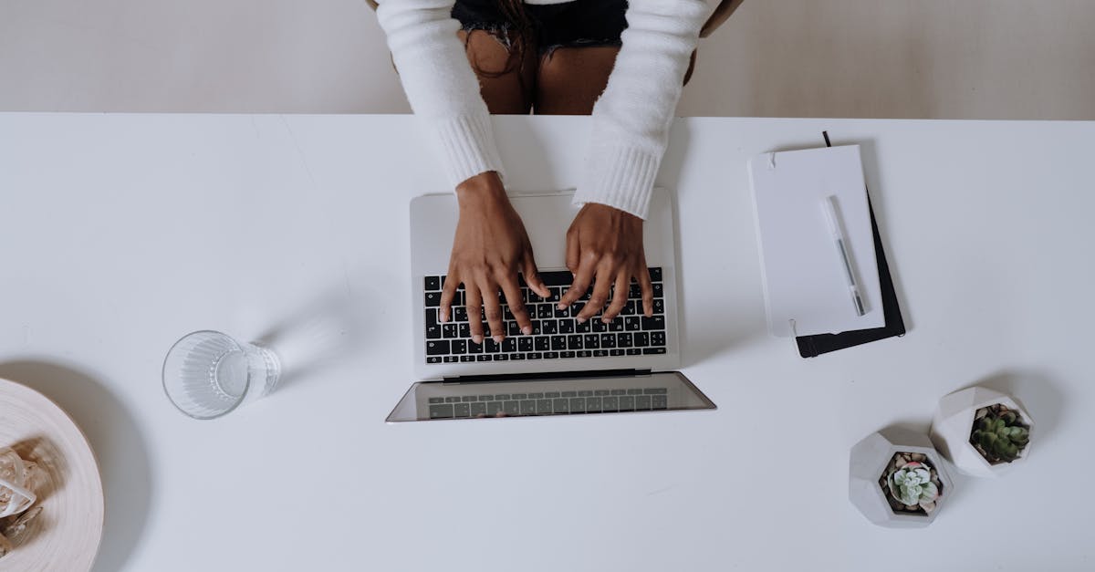 découvrez l'univers dynamique des entrepreneurs noirs, leurs parcours inspirants et leurs contributions significatives à l'économie. explorez des histoires de réussite, des conseils pratiques et des ressources pour soutenir la croissance des entreprises dirigées par des entrepreneurs noirs.