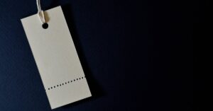 découvrez les enjeux des guerres des prix et leur impact sur le marché. analysez comment les entreprises s'affrontent pour attirer les consommateurs tout en préservant leur profitabilité. plongez dans un univers où la stratégie commerciale et la compétitivité se rencontrent.